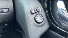 Nissan Qashqai 1.3 DiG-T Acenta Premium 5dr Petrol Hatchback